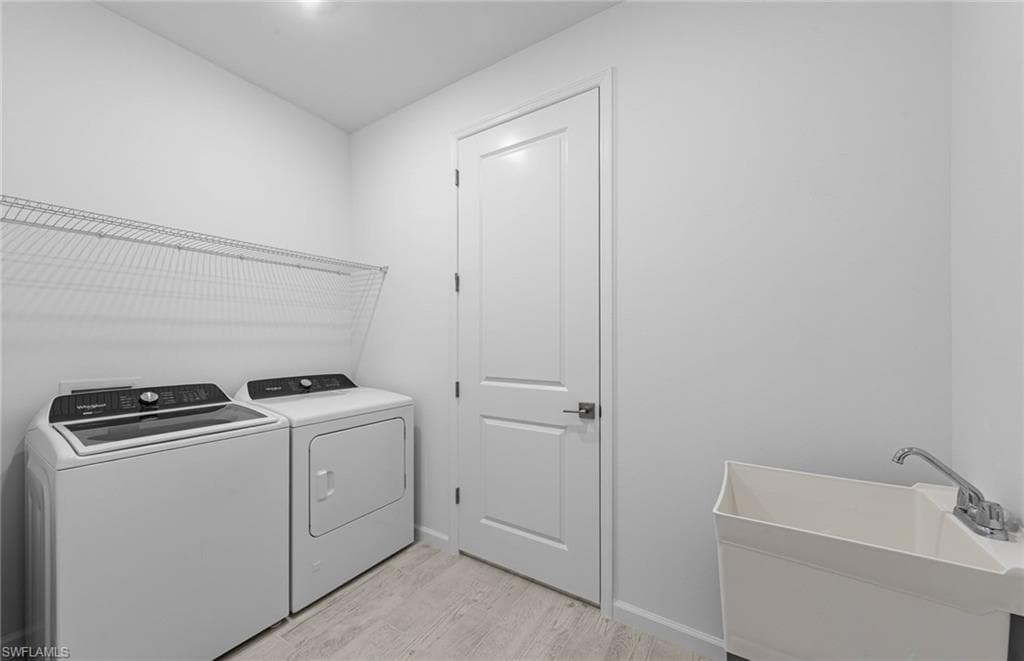 2049 Terreno BLVD-21