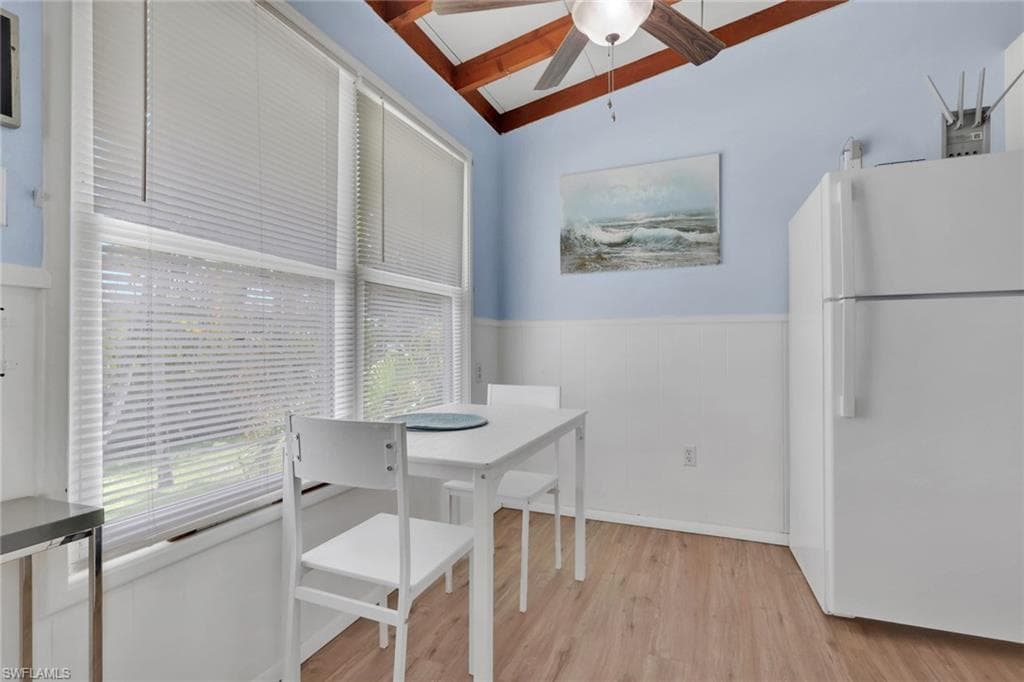 226 Connecticut ST-6