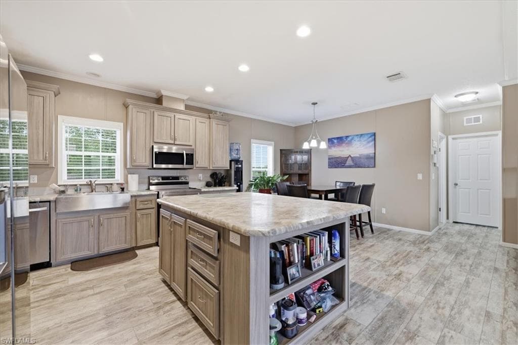 375 N Estribo ST-12