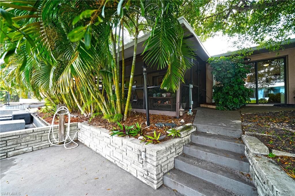 7228 Reymoor DR-6