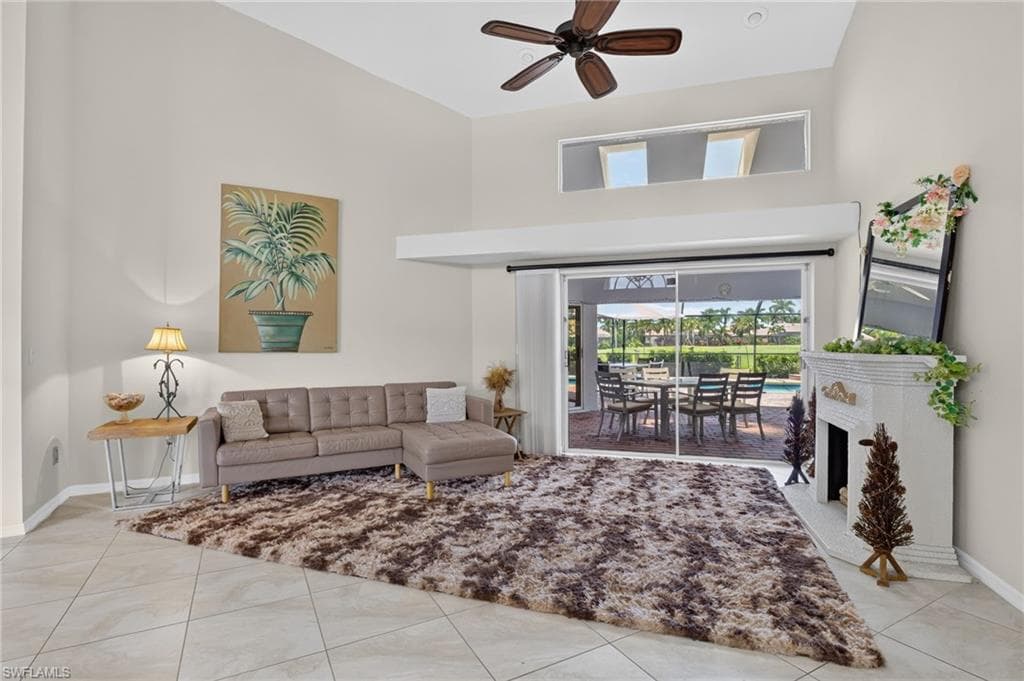 11931 King James CT-2
