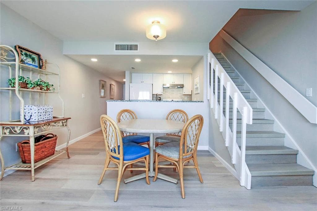 5321 Bayside Villas-18