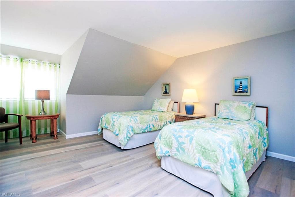 5321 Bayside Villas-31