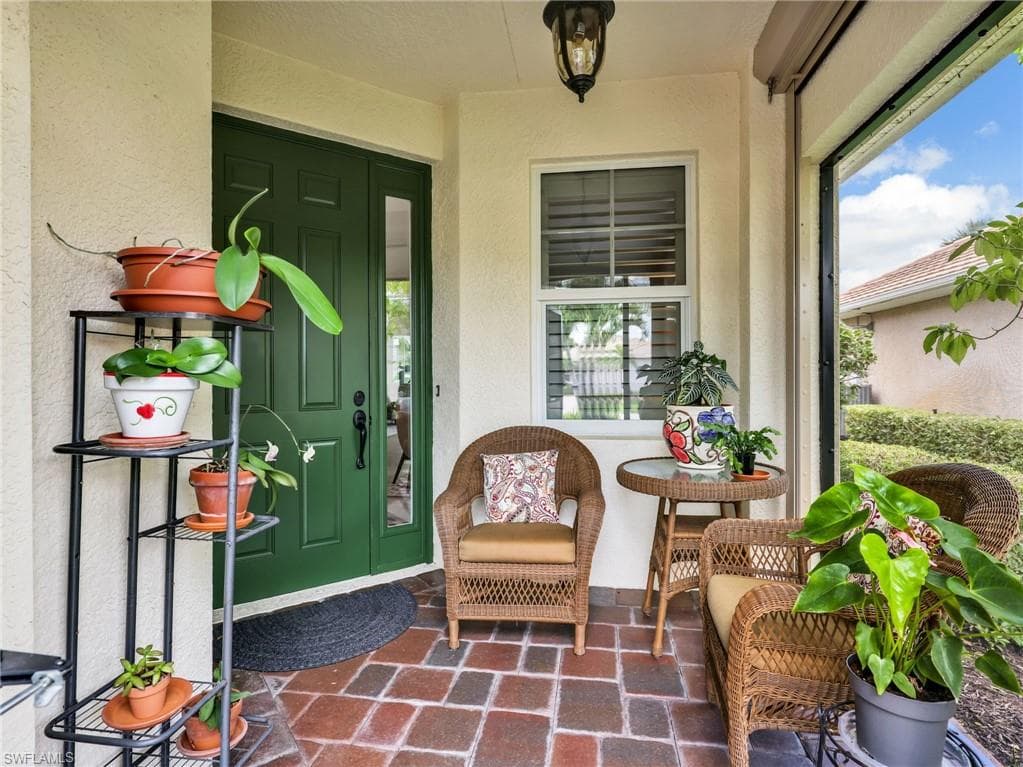 10842 Tiberio DR-6