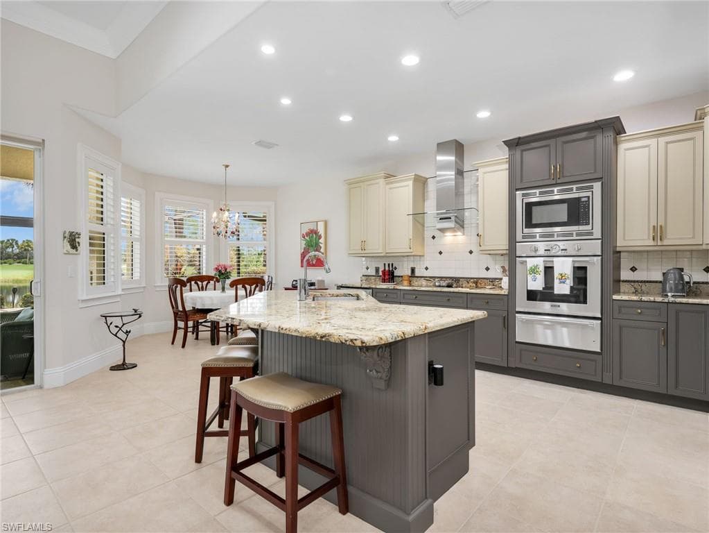 10842 Tiberio DR-13