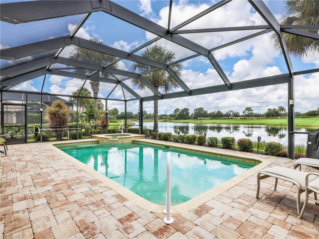 10842 Tiberio DR-17