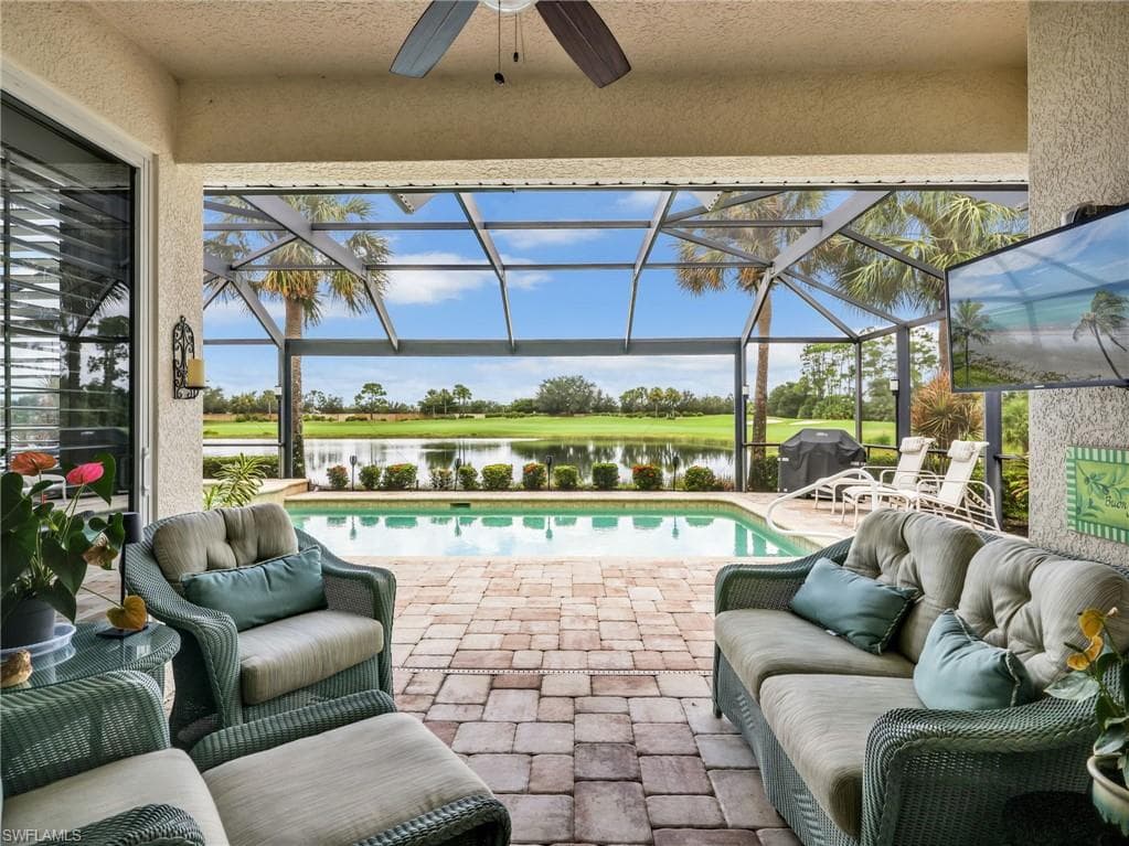 10842 Tiberio DR-16