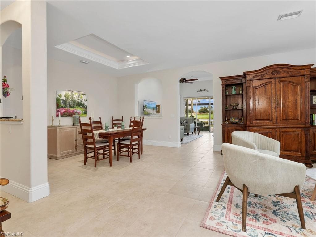 10842 Tiberio DR-7
