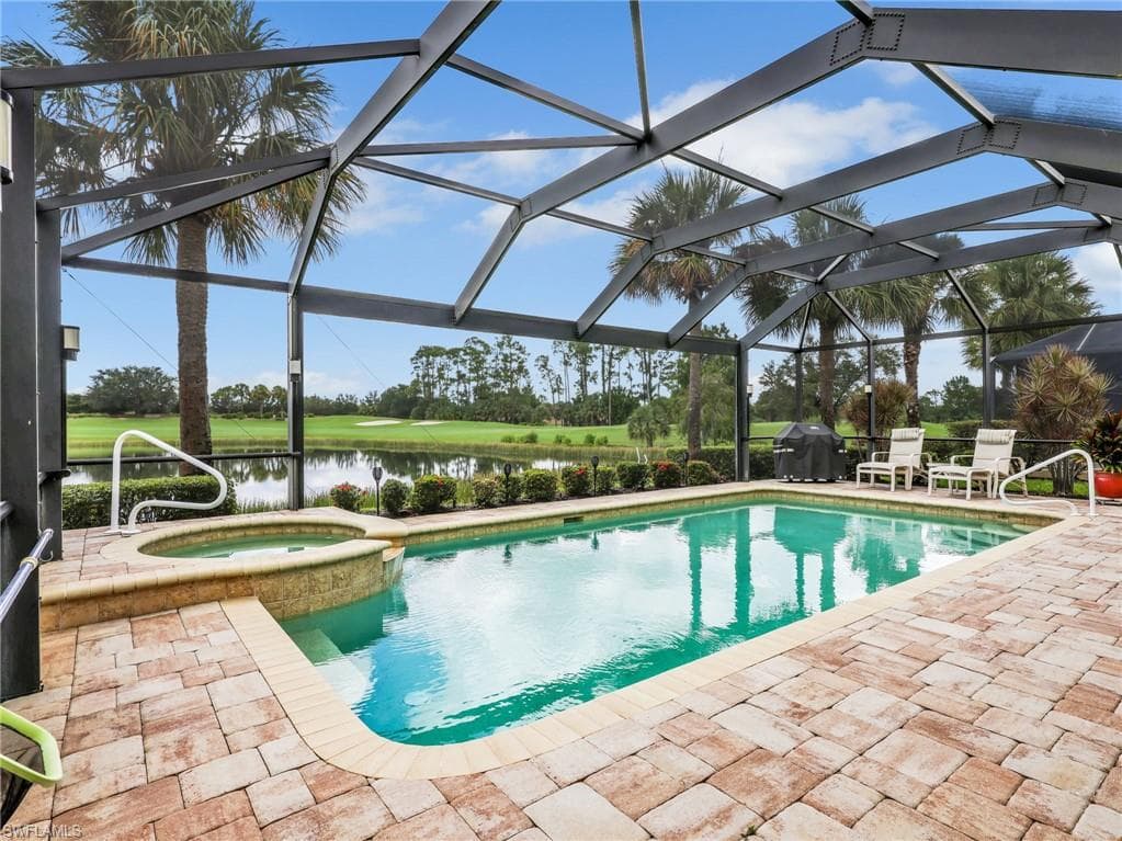 10842 Tiberio DR-18