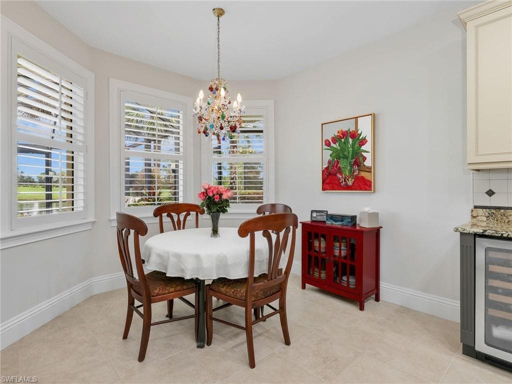 10842 Tiberio DR-15