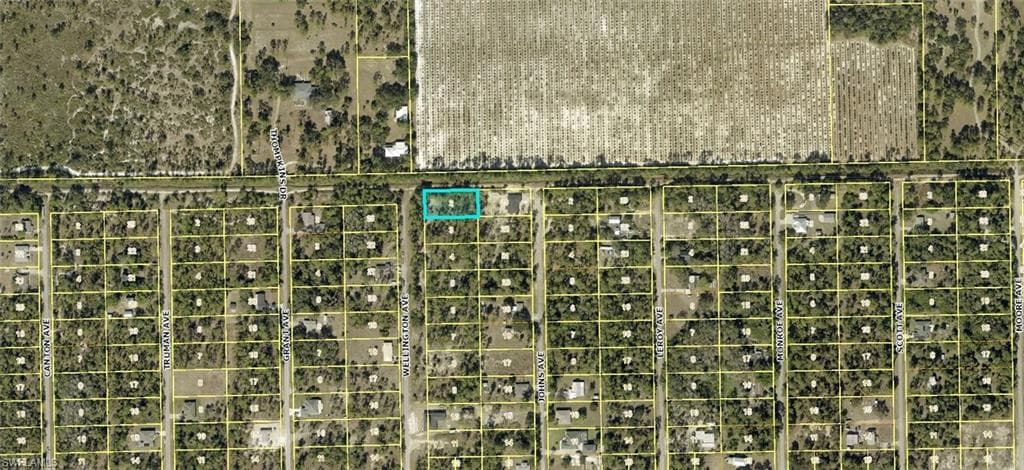 2320 Wellington AVE-4