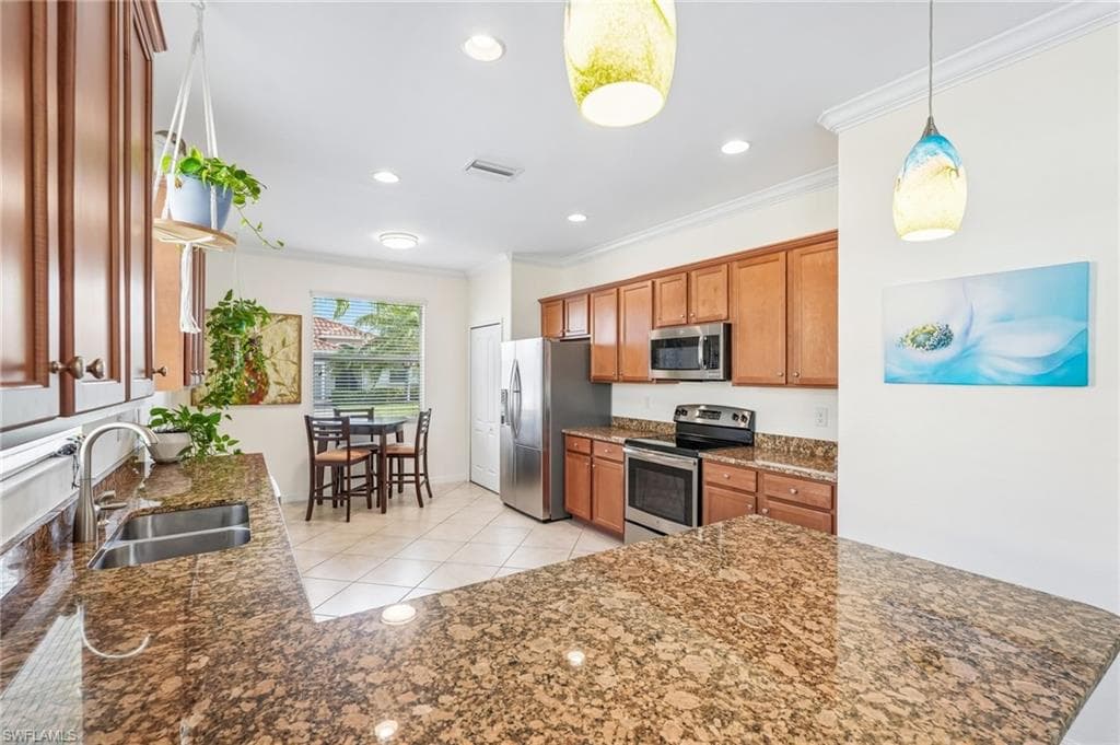 2536 Laurentina LN-7