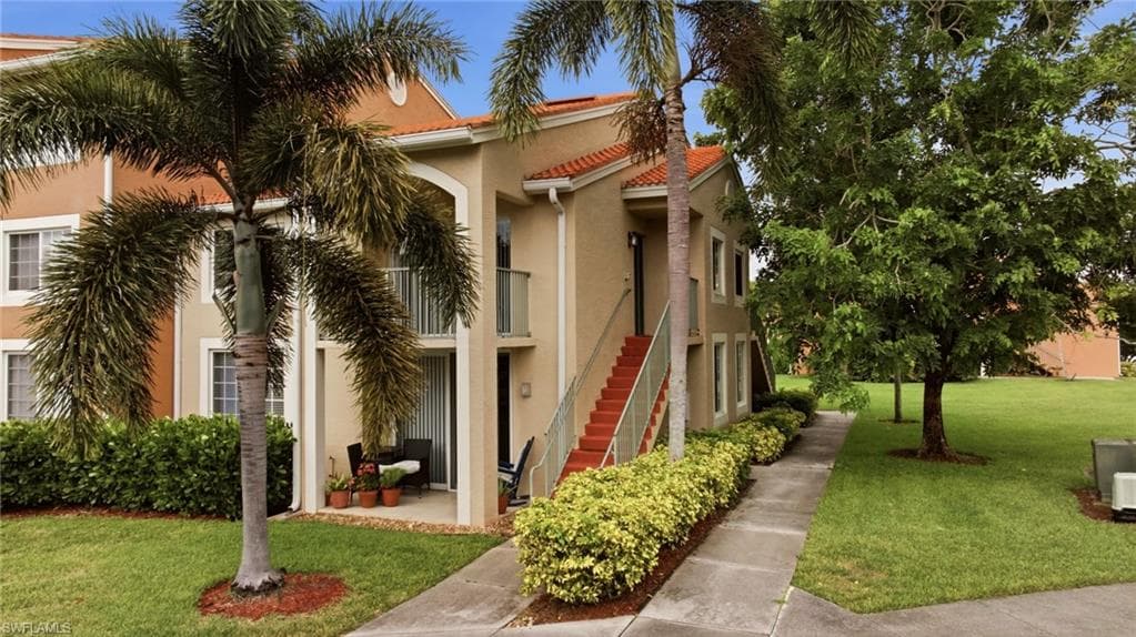 1265 Wildwood Lakes BLVD 207-2