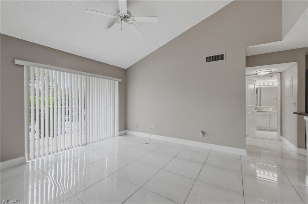 1265 Wildwood Lakes BLVD 207-6