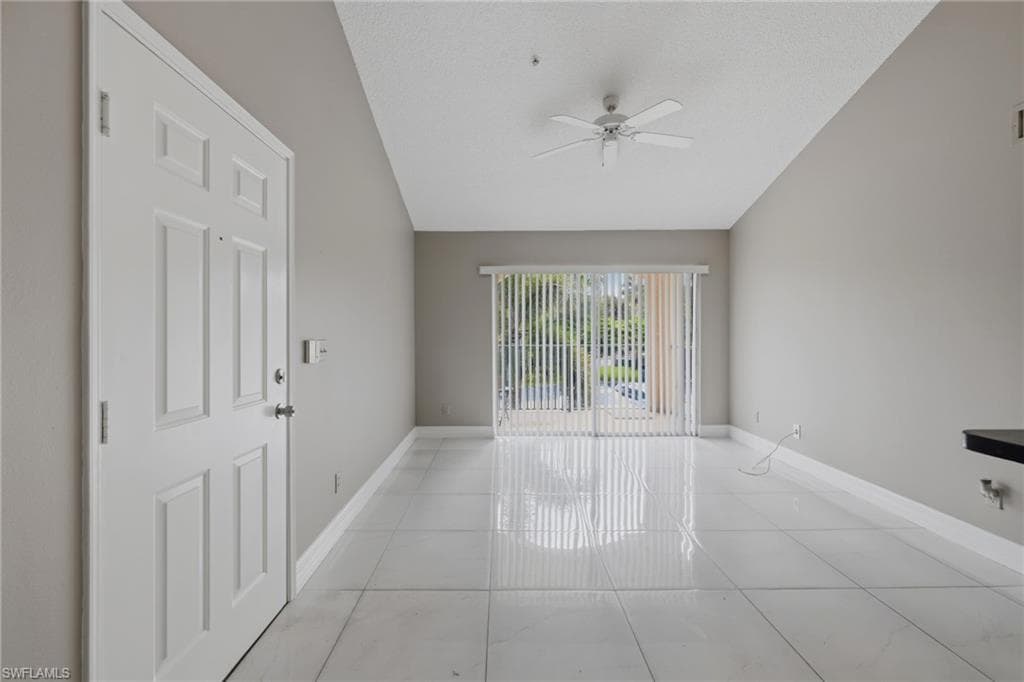 1265 Wildwood Lakes BLVD 207-7