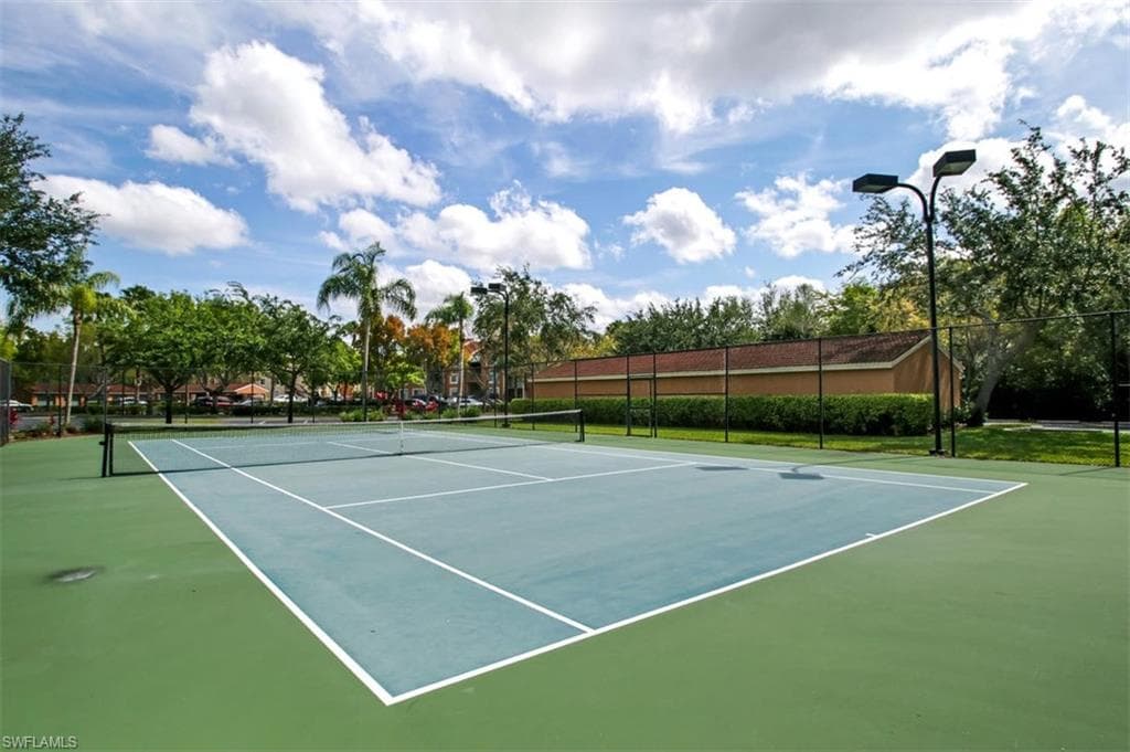 1265 Wildwood Lakes BLVD 207-40