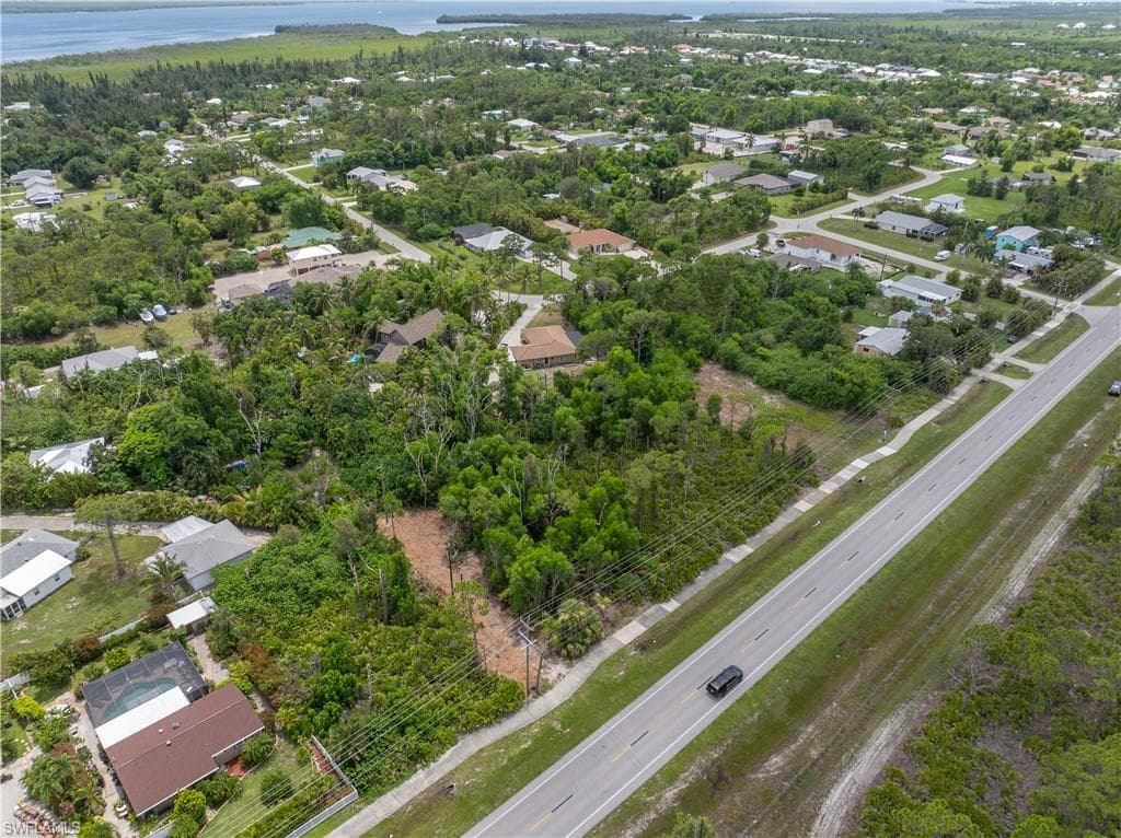 5750 Stringfellow RD-6