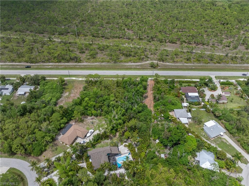 5750 Stringfellow RD-16