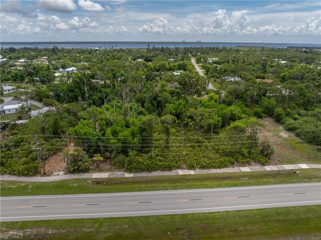 5750 Stringfellow RD-3