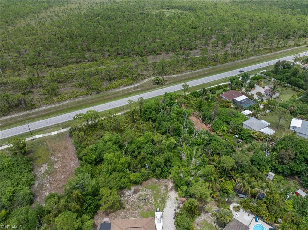 5750 Stringfellow RD-18