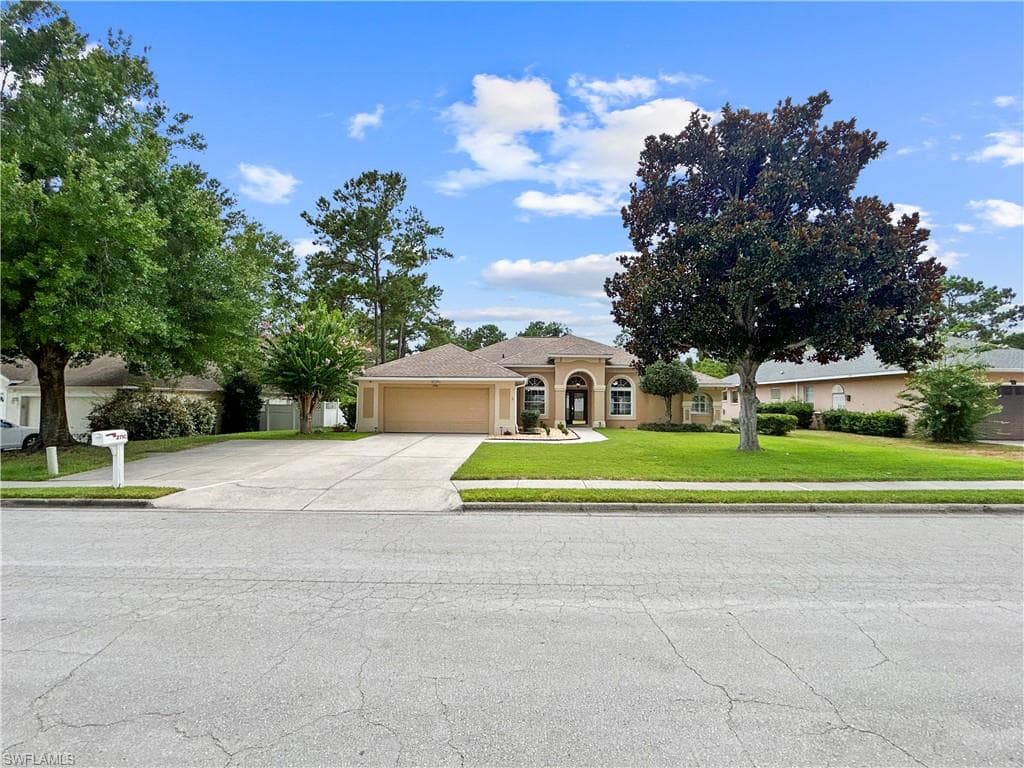2716 20th AVE-24