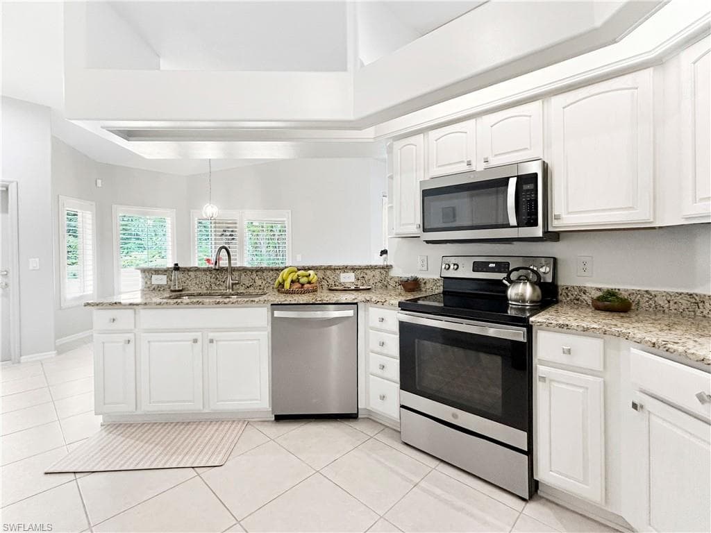 2716 20th AVE-14