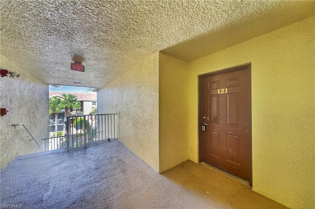 4122 Residence DR 121-24