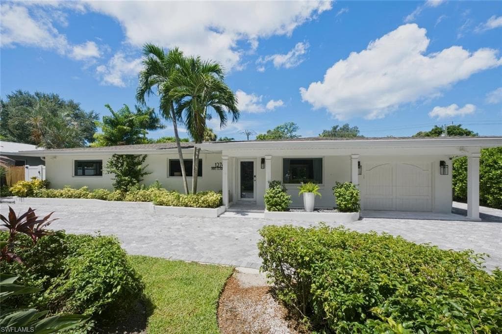 1274 Pine CT-2