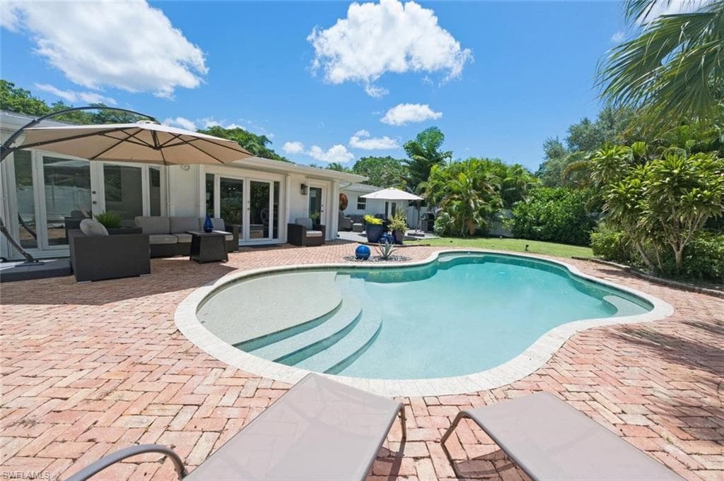 1274 Pine CT-40