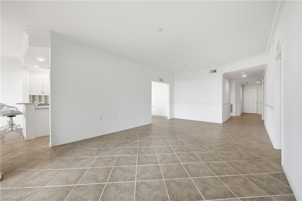 3485 Grand Cypress DR 102-12
