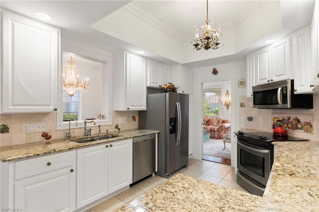 7709 Sicilia CT-15