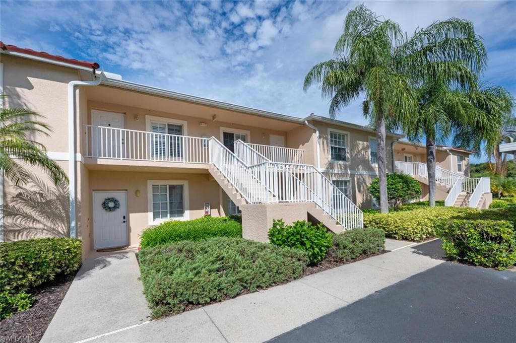 2895 Cypress Trace CIR 202-1