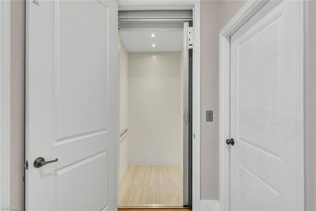 16356 Viansa WAY 201-22