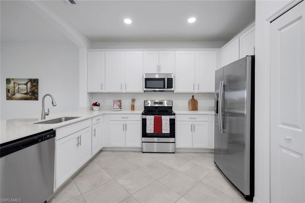 2175 Dragonfruit WAY-37
