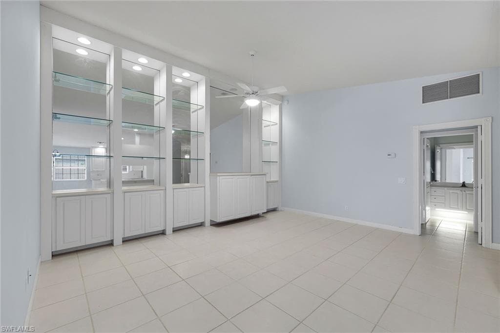 4922 Kingston WAY-6