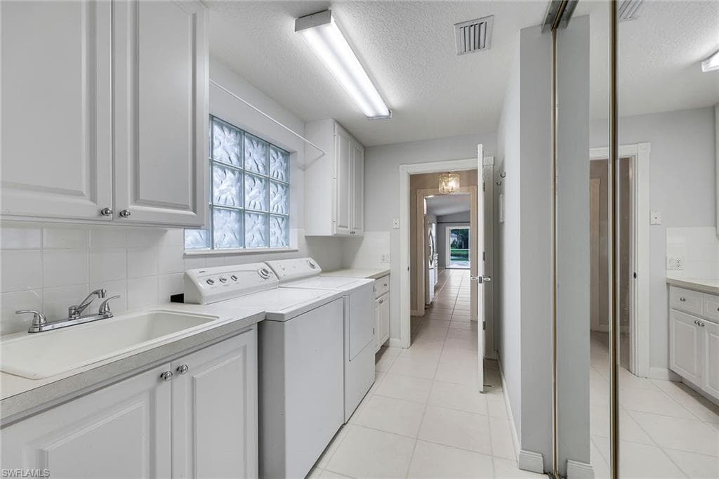 4922 Kingston WAY-21