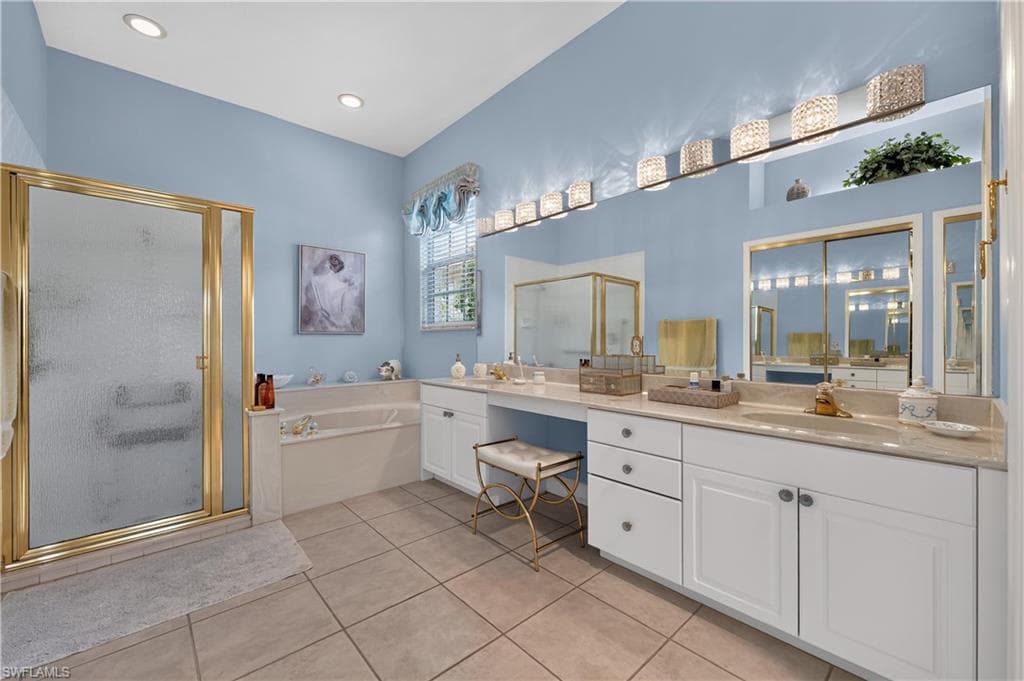 2317 Island Cove CIR N-22