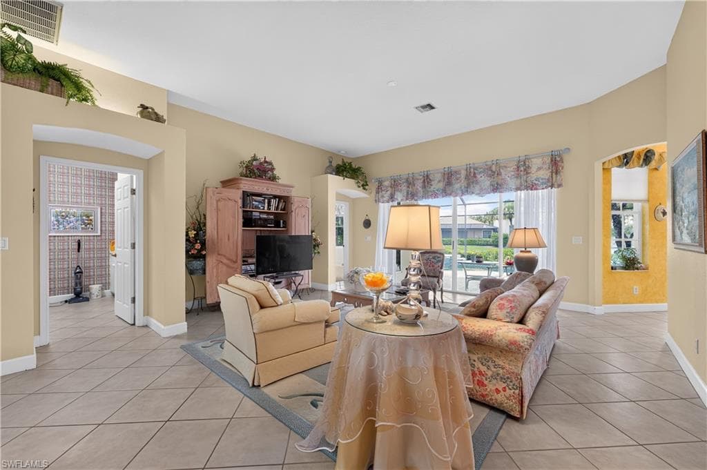 2317 Island Cove CIR N-7