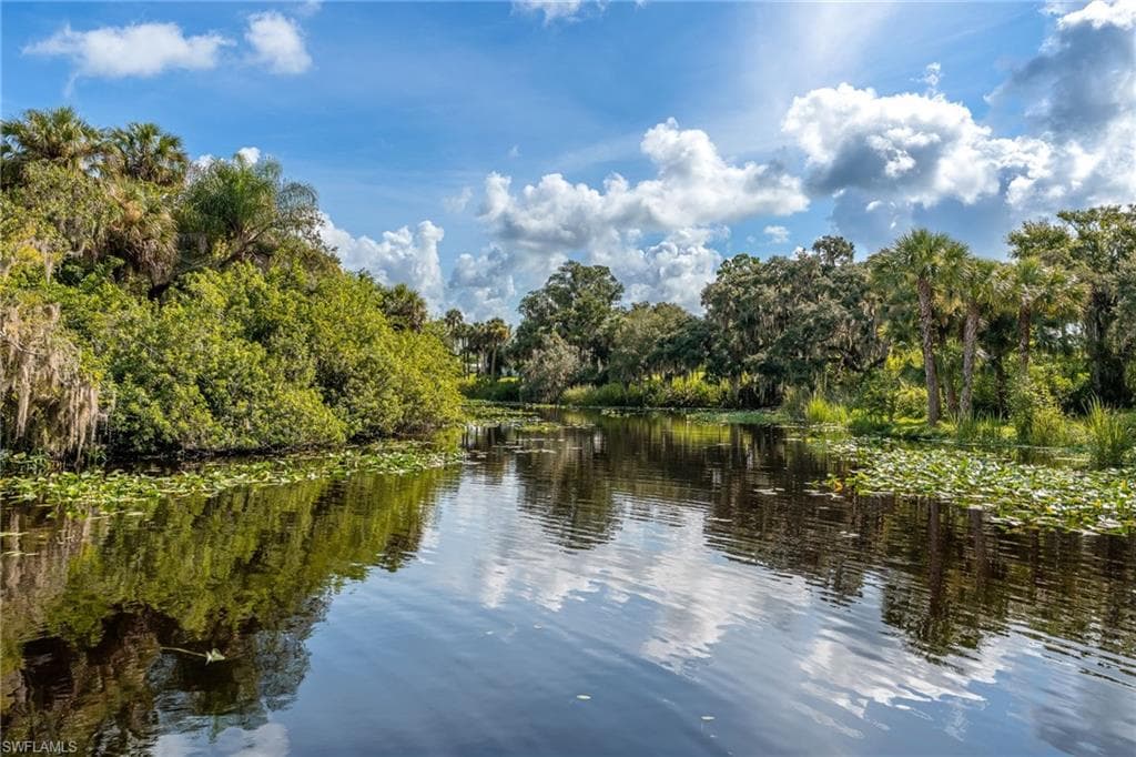 5272 River Blossom LN-43