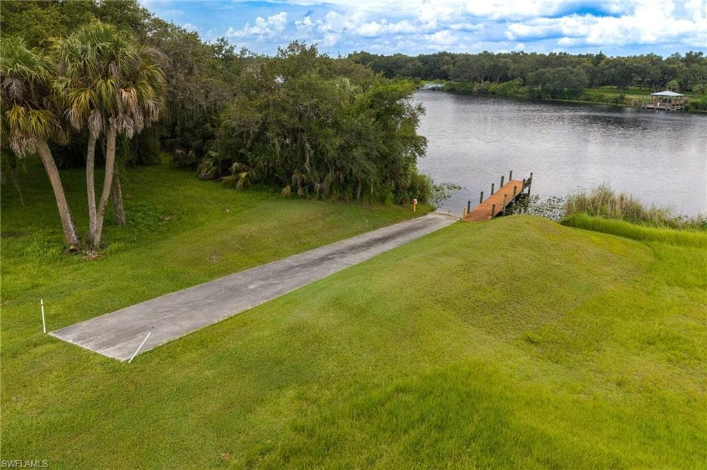 5272 River Blossom LN-48