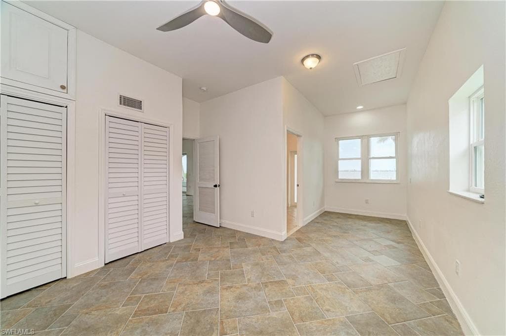 211 Bahia Vista DR-28