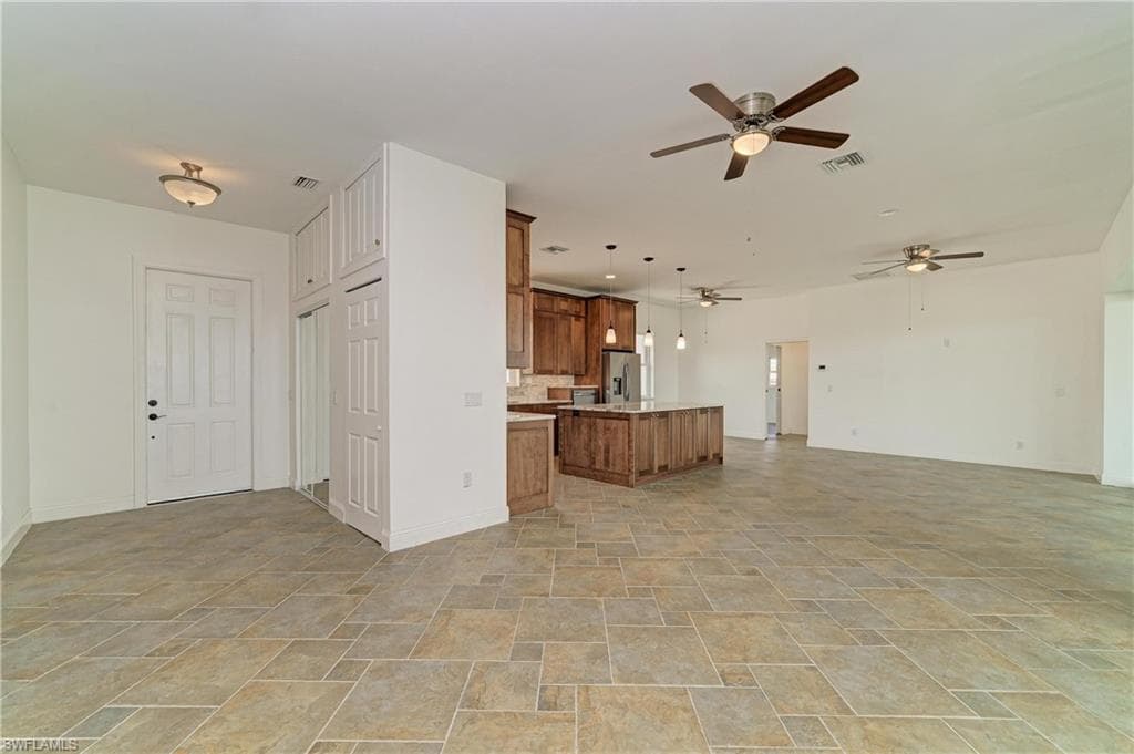 211 Bahia Vista DR-9