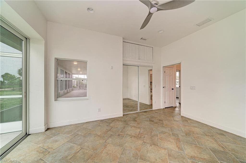 211 Bahia Vista DR-32