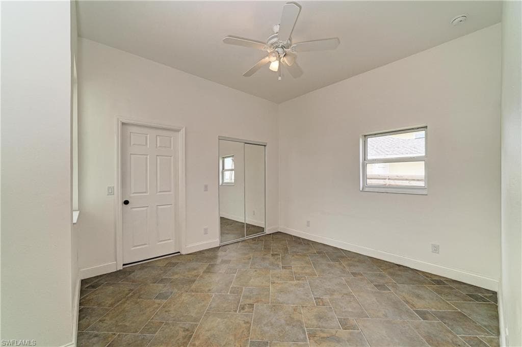 211 Bahia Vista DR-34