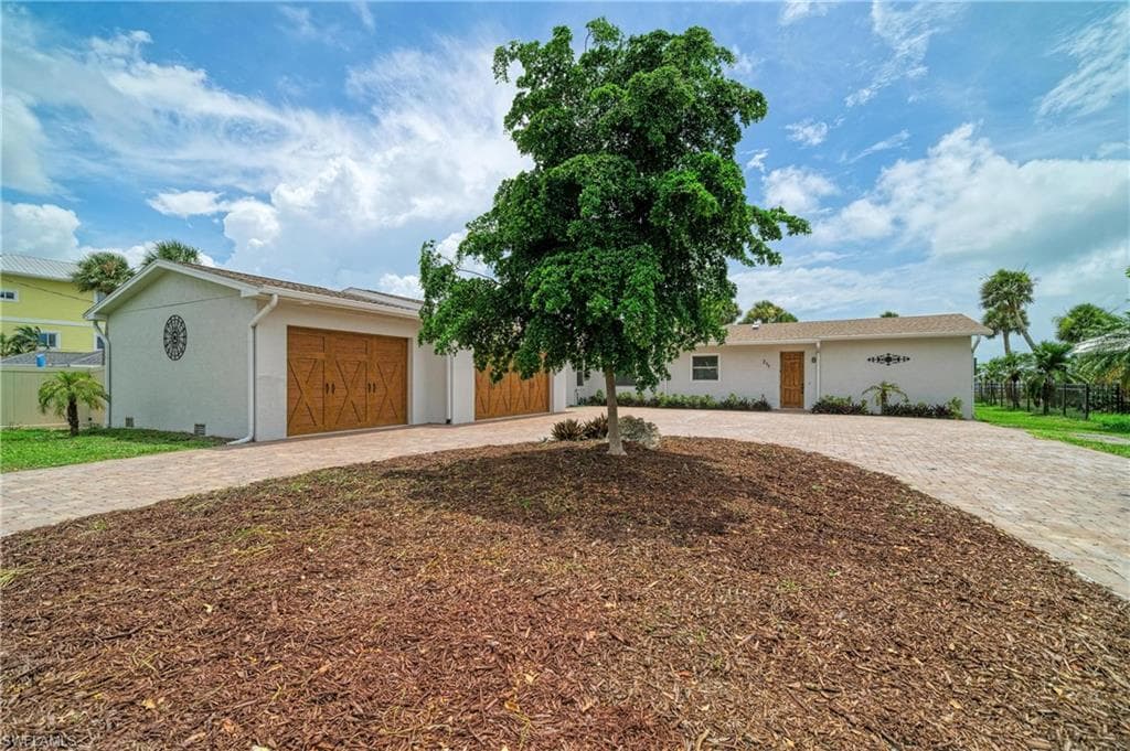 211 Bahia Vista DR-4