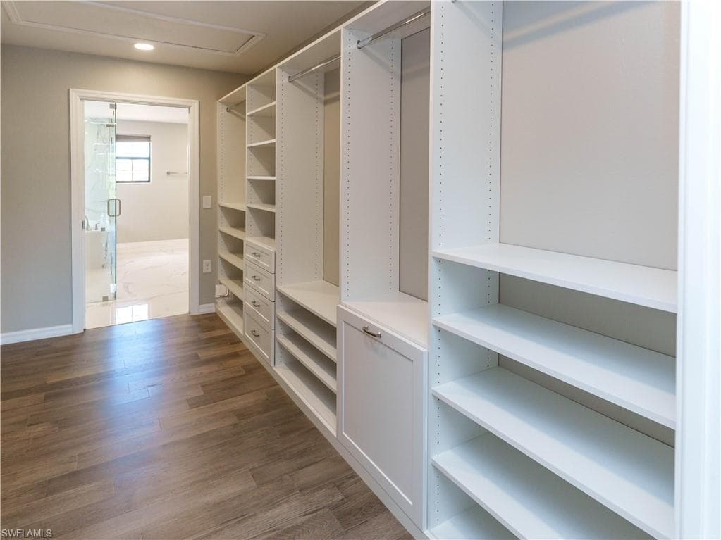 1588 Vizcaya LN-21