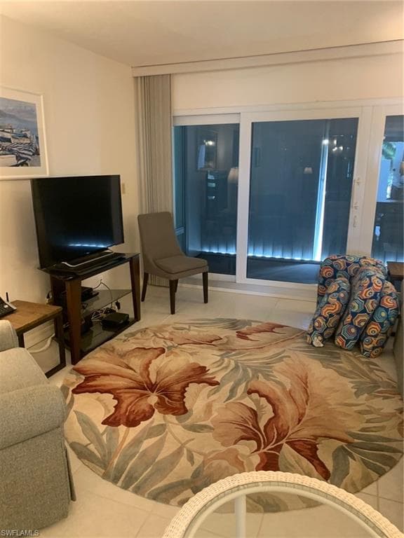 3443 Gulf Shore BLVD N 506-7
