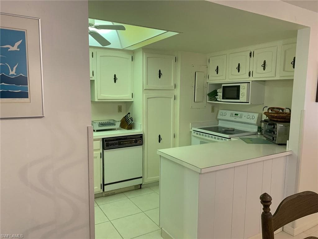 3443 Gulf Shore BLVD N 506-8