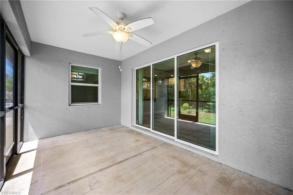 315 Sweetwater DR-24