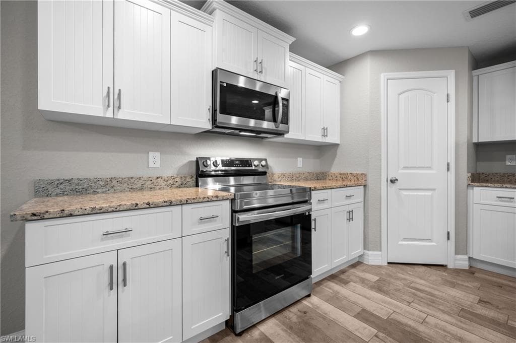 315 Sweetwater DR-14